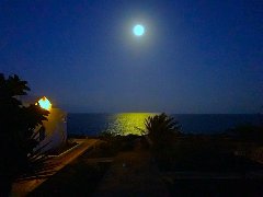 Full moon in Las Piteras