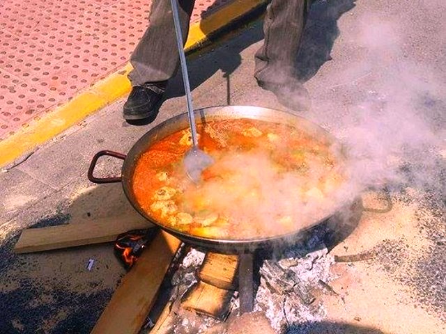 Paella in Reiners Pub Charco del Palo