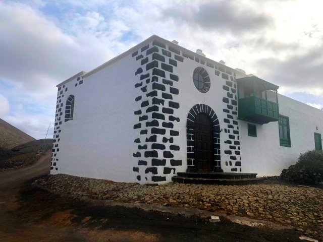 Entremontañas, Ermita de Santa María Magdalena