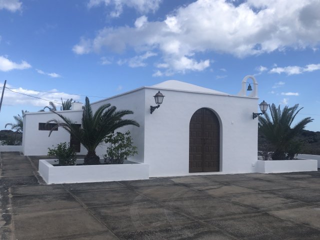 Ermita ofn Orzola