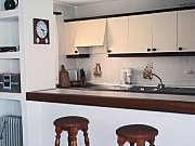 Kitchen with bar