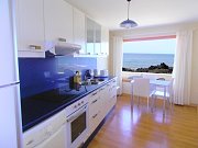 Küche mit Meersicht
